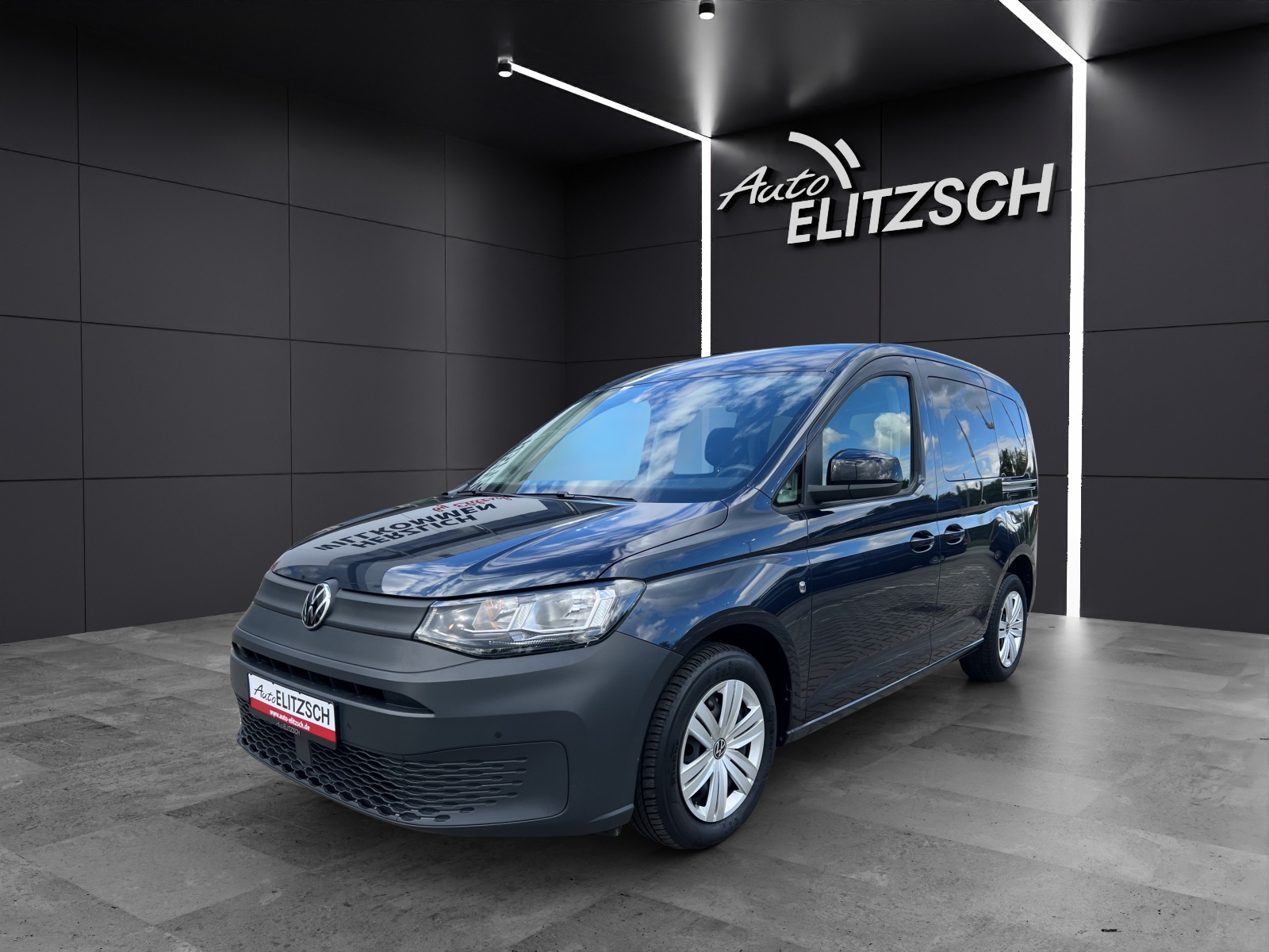 Fahrzeugabbildung Volkswagen Caddy Kombi TDI AHK 5Sitzer SHZ Klima PDC DAB+