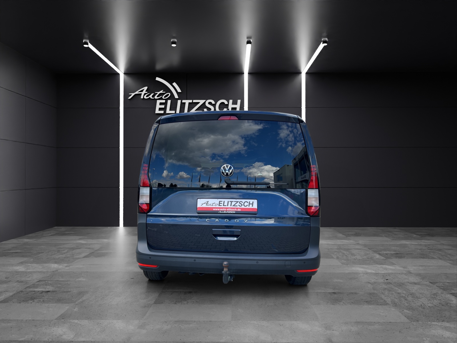 Fahrzeugabbildung Volkswagen Caddy Kombi TDI AHK 5Sitzer SHZ Klima PDC DAB+