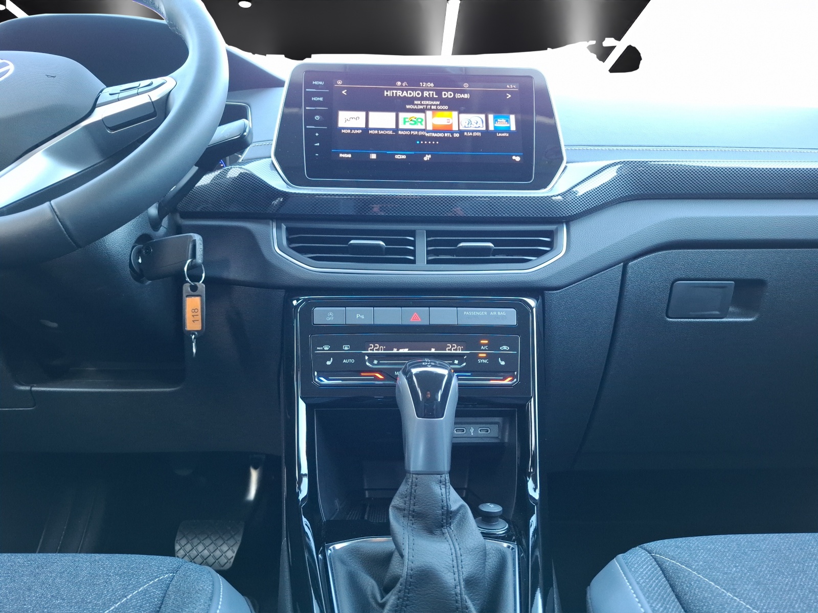 Fahrzeugabbildung Volkswagen T-Cross TSI Style DSG Matrix Navi AID ACC PDC SH LM