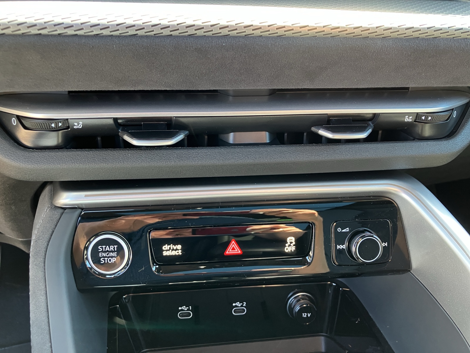 Fahrzeugabbildung Audi Q5 2.0 TDI quattro 150 kW LED, NAVI, ACC