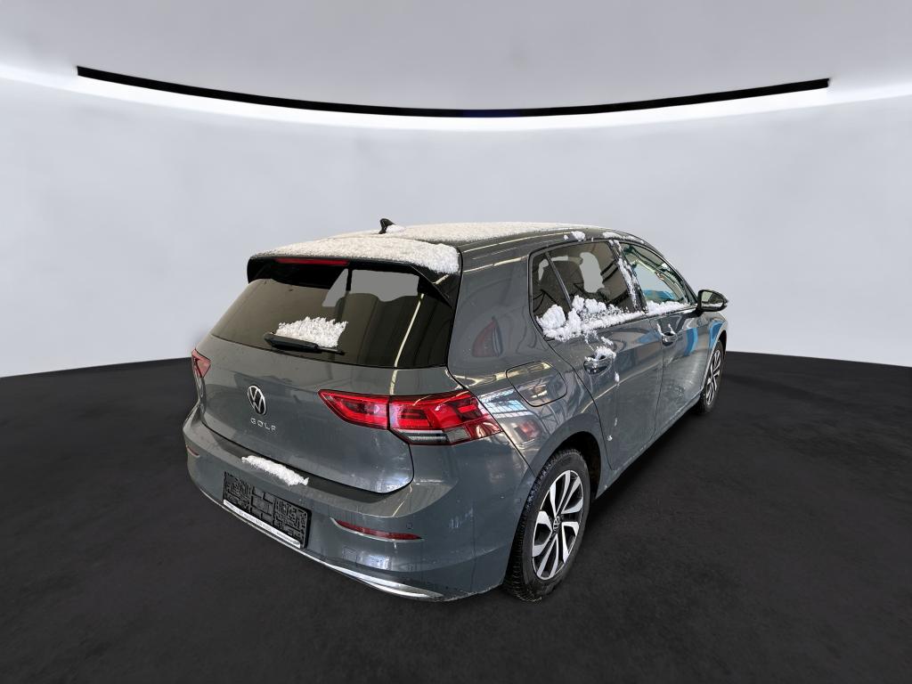 Fahrzeugabbildung Volkswagen Golf VIII TSI Active Standhzg. LEDplus Navi HUD AID ACC RFK SH