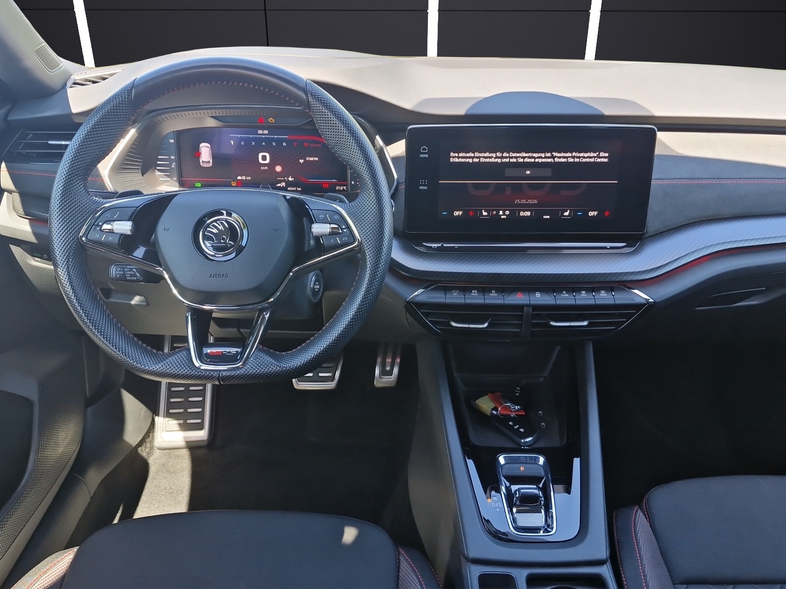 Fahrzeugabbildung SKODA Octavia Combi RS 2.0 TSI DSG Matrix Navi ACC AHK SHZ RFK