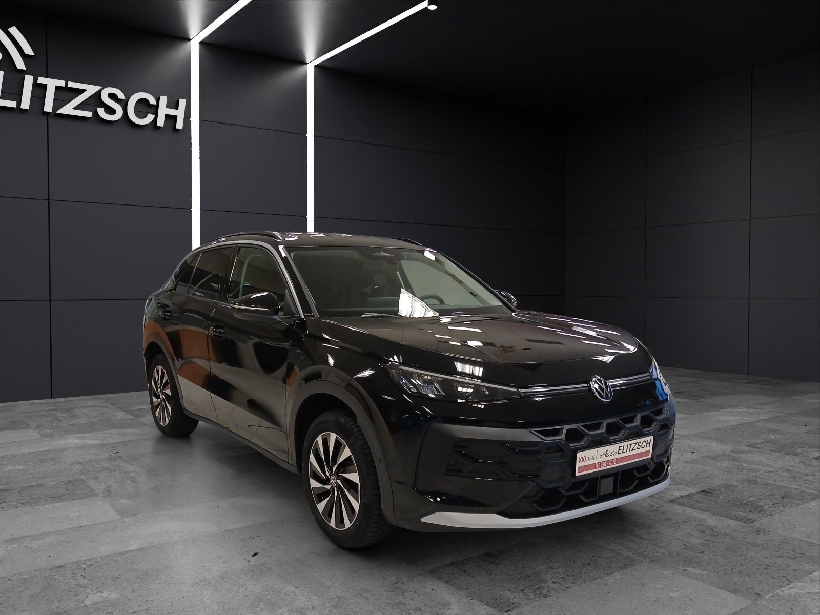Fahrzeugabbildung Volkswagen T-Roc Life LED NAVI DAB ACC