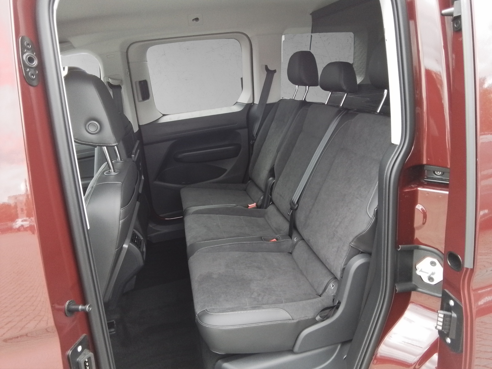 Fahrzeugabbildung Volkswagen Caddy TDI Style NAVI ACC KLIMA LED