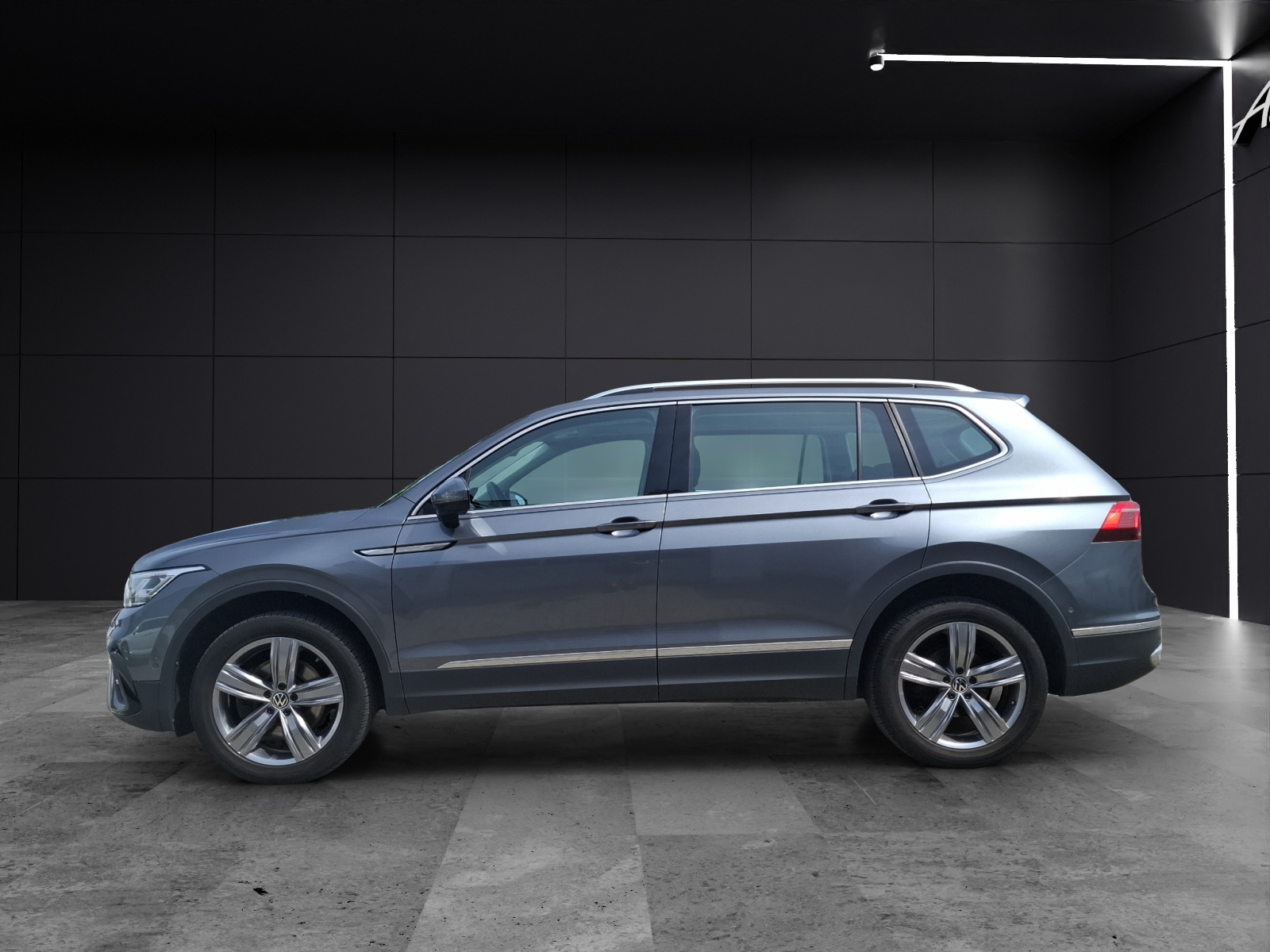 Fahrzeugabbildung Volkswagen Tiguan Allspace TDI Elegance DSG 4M Matrix AHK Navi AID HUD ACC RFK