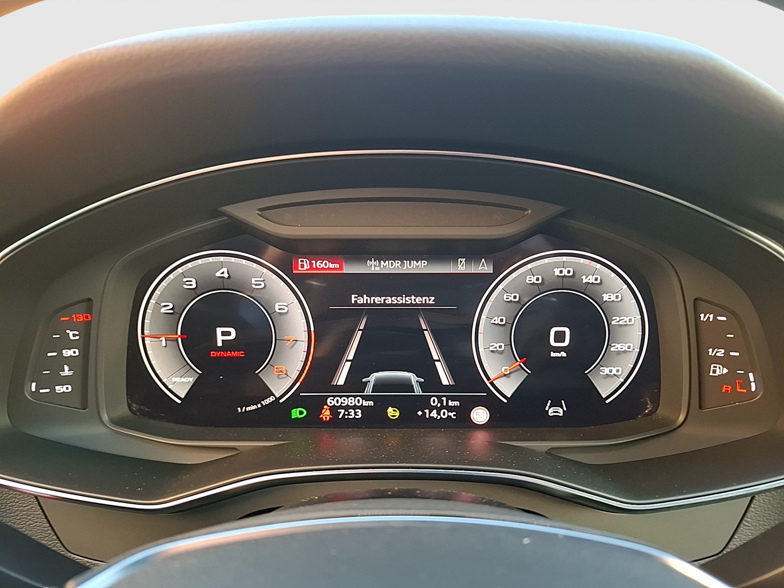 Fahrzeugabbildung Audi A6 Avant 45 TFSI quattro S-Line S-tronic Standhzg. Matrix AHK Navi Leder Pano AVC HUD ACC SH 20