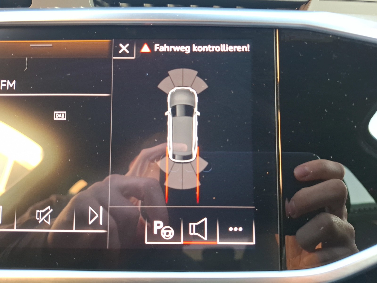 Fahrzeugabbildung Audi A6 Avant 45 TFSI quattro S-Line S-tronic Standhzg. Matrix AHK Navi Leder Pano AVC HUD ACC SH 20
