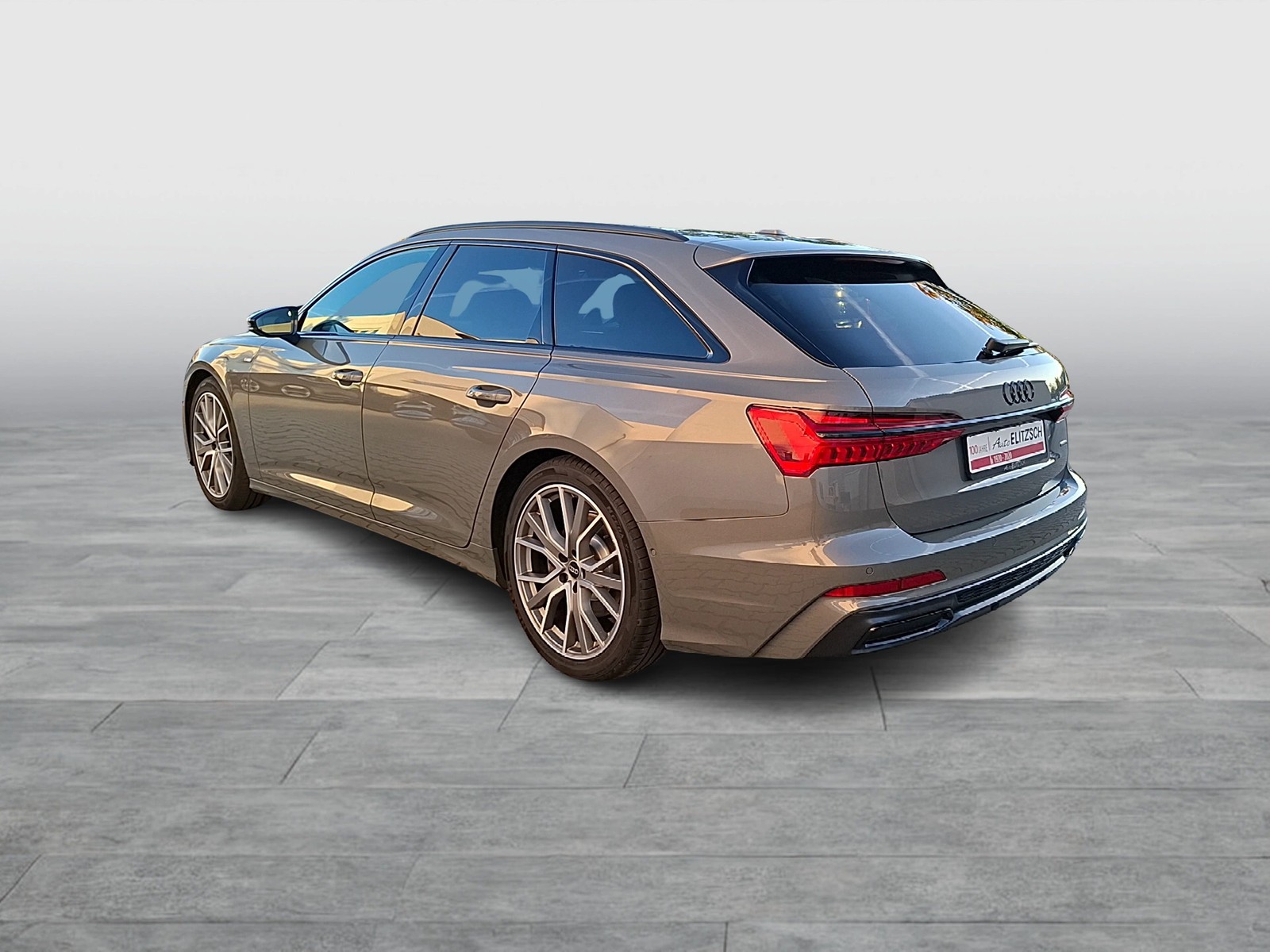 Fahrzeugabbildung Audi A6 Avant 45 TFSI quattro S-Line S-tronic Standhzg. Matrix AHK Navi Leder Pano AVC HUD ACC SH 20