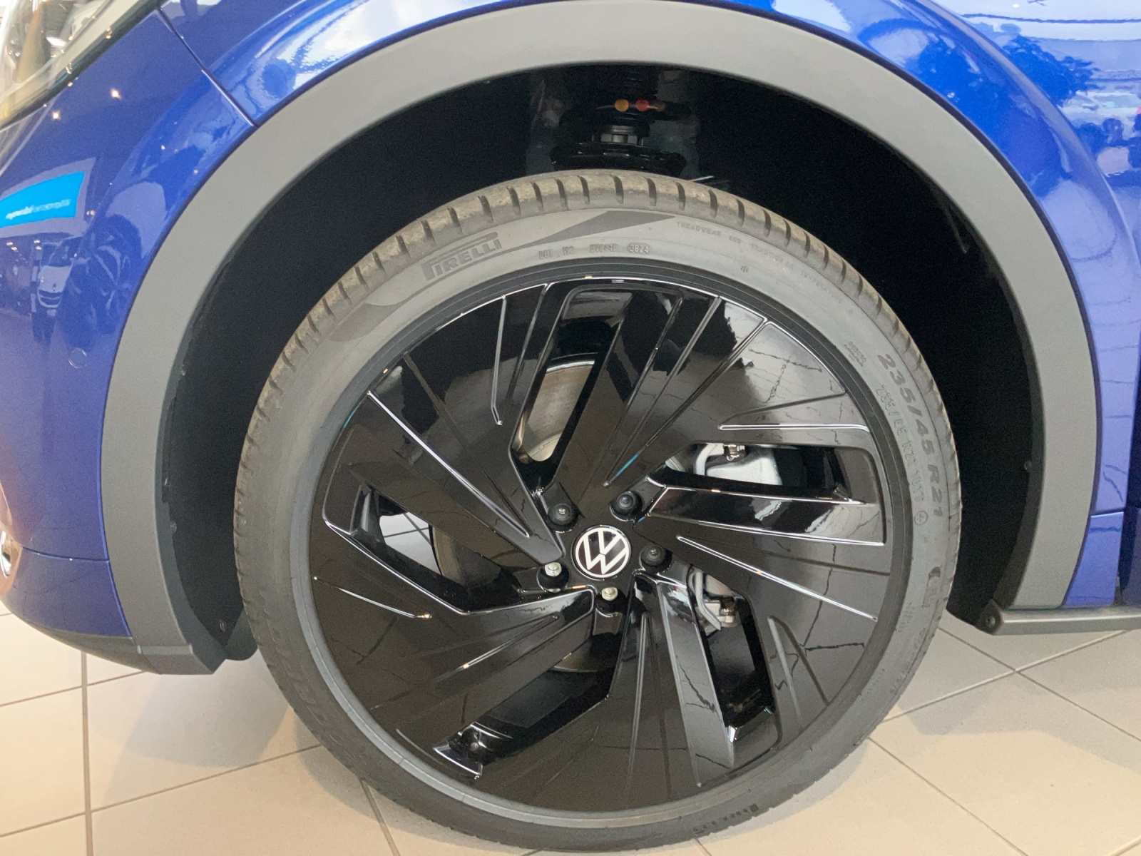 Fahrzeugabbildung Volkswagen ID.4 GTX 4M LED AHK Wärmepumpe