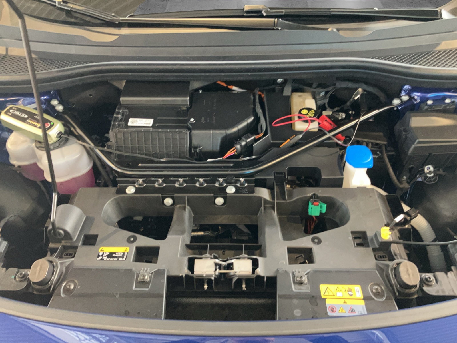 Fahrzeugabbildung Volkswagen ID.4 GTX 4M LED AHK Wärmepumpe